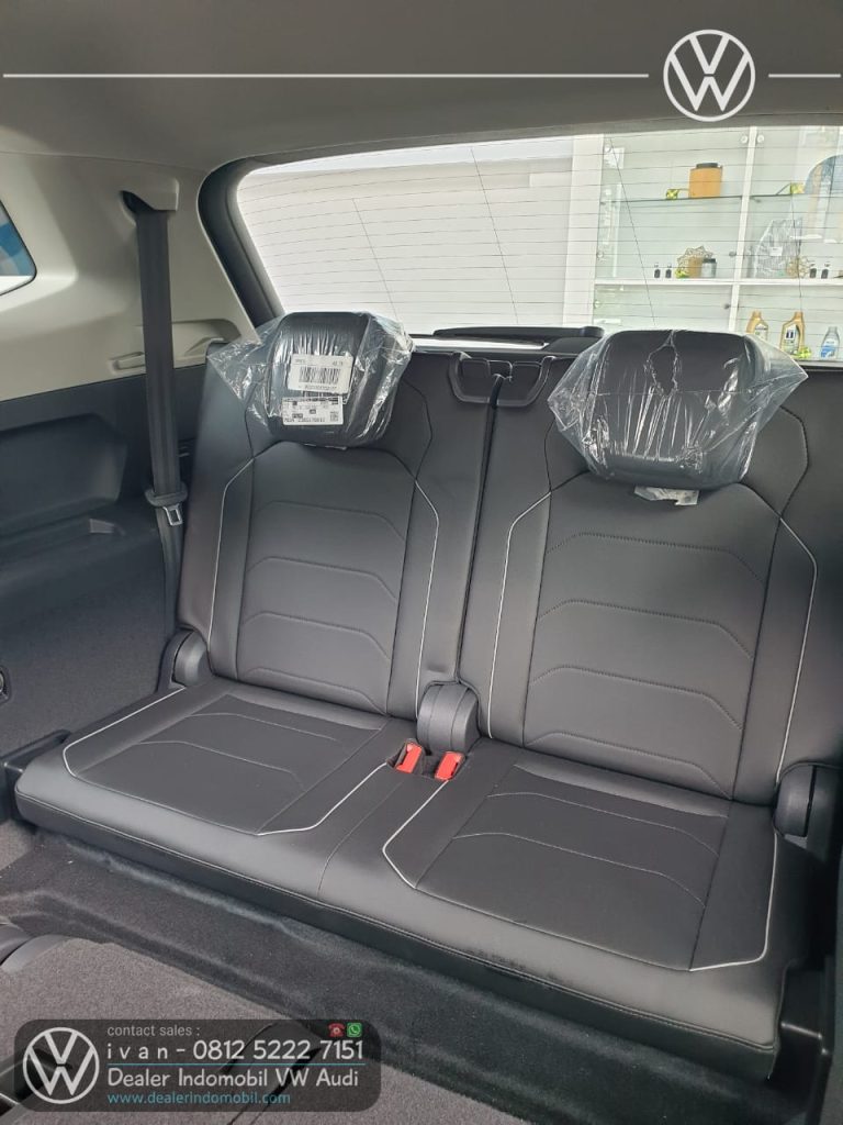 Interior VW Tiguan Allspace Indonesia 2025 Black 6d