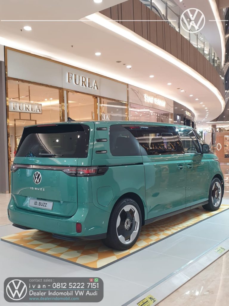 VW ID Buzz Electric 2026-5 Indonesia Bay Leaf Green 7b